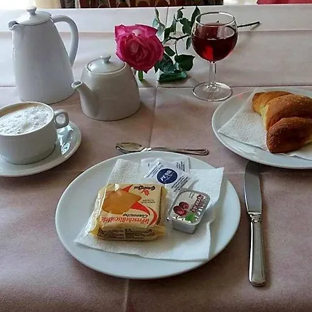 Hotel Il Chierichetto 2*
